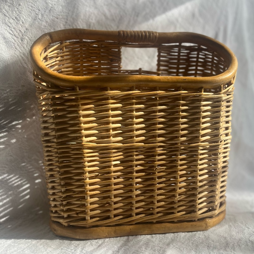 Vintage magazine holder